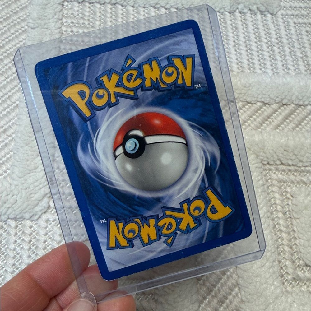 Basic Pokemon Charmander Card - Picture 4 of 6